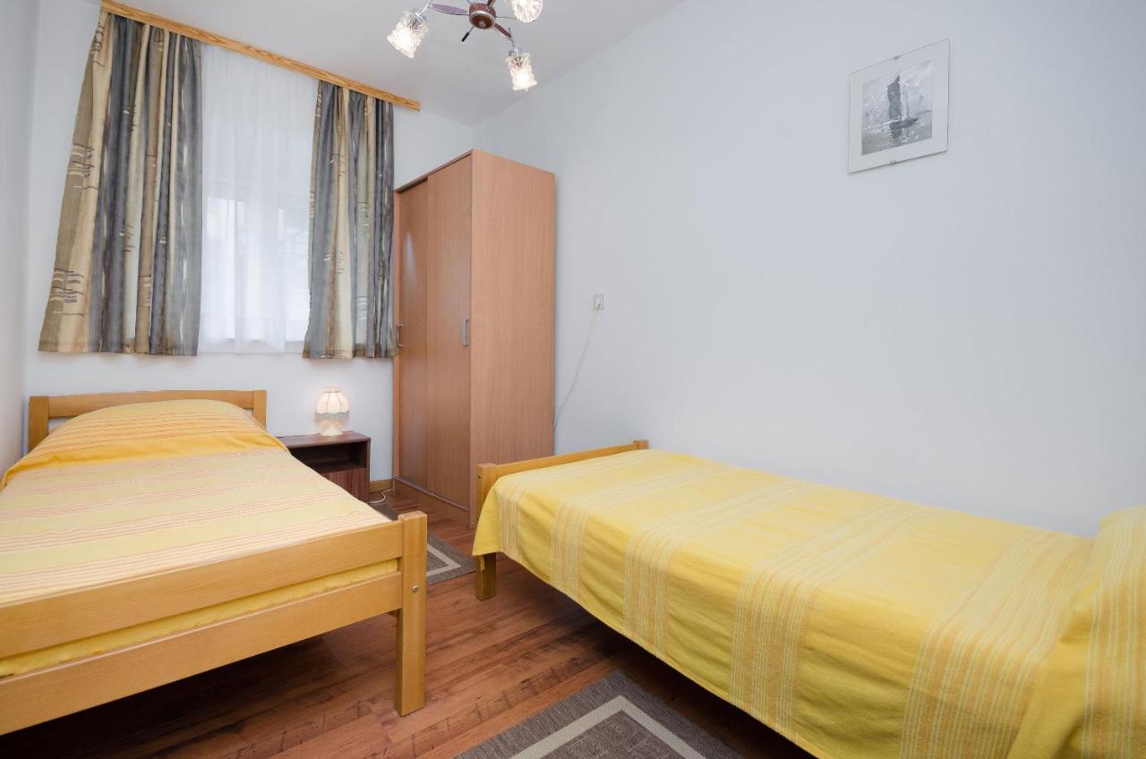 Apartments Puntica Punat Exterior foto